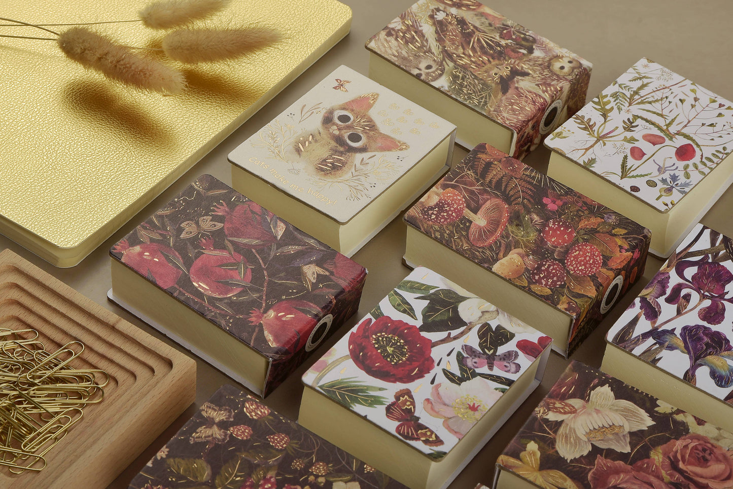 Tear-Away Notepad with lush floral bouquet design by BV Bruno Visconti showing colorful flower illustrations on white pages