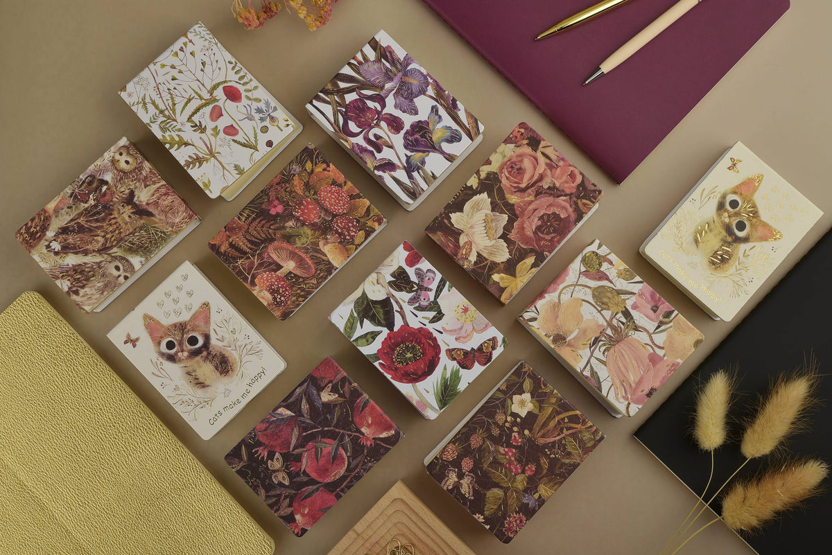 Tear-Away Notepad by BV Bruno Visconti featuring a lush floral bouquet design on white paper pages.