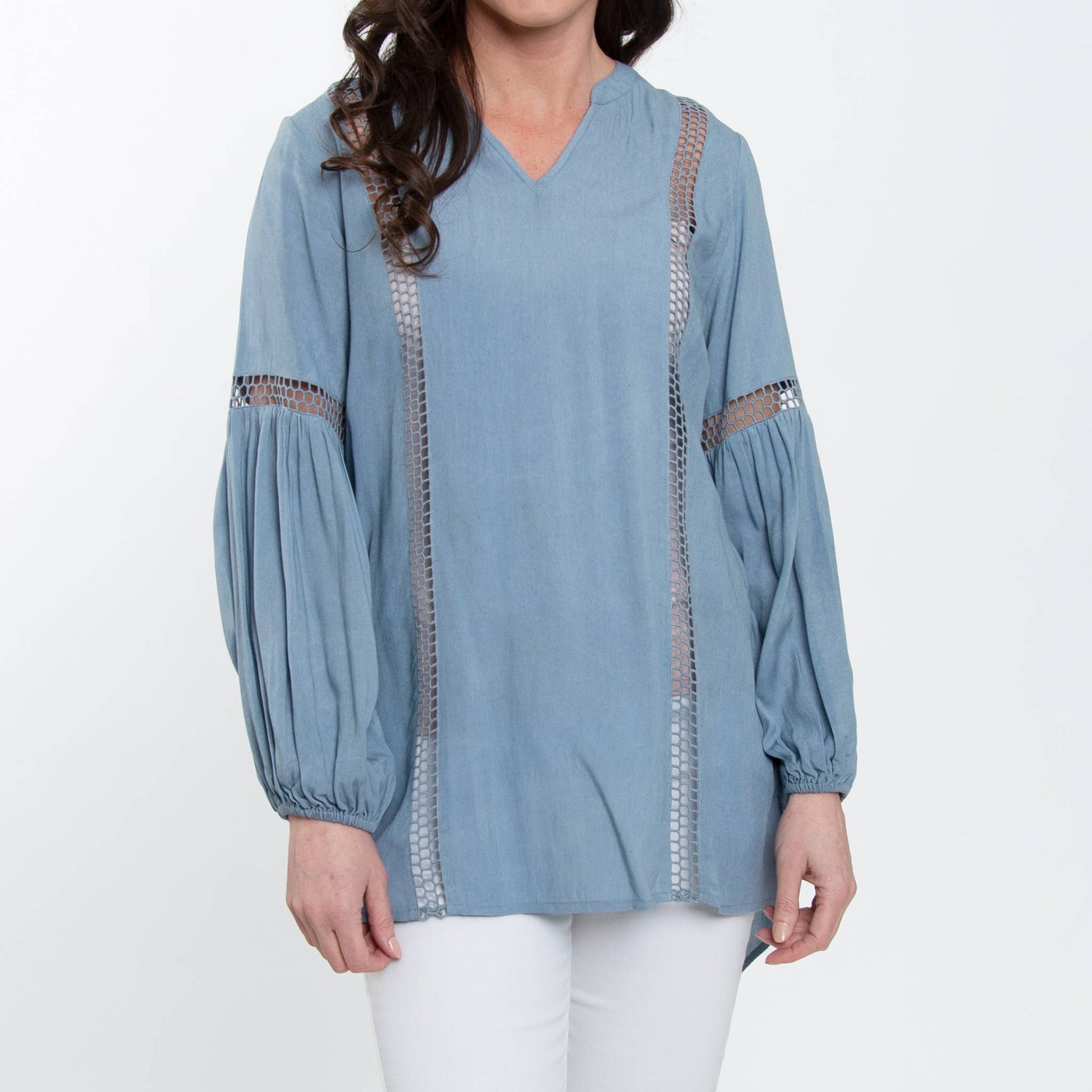 Oakley V-neck long sleeve tunic shirt set with lace trim, featuring a stylish design, displayed on a white background.