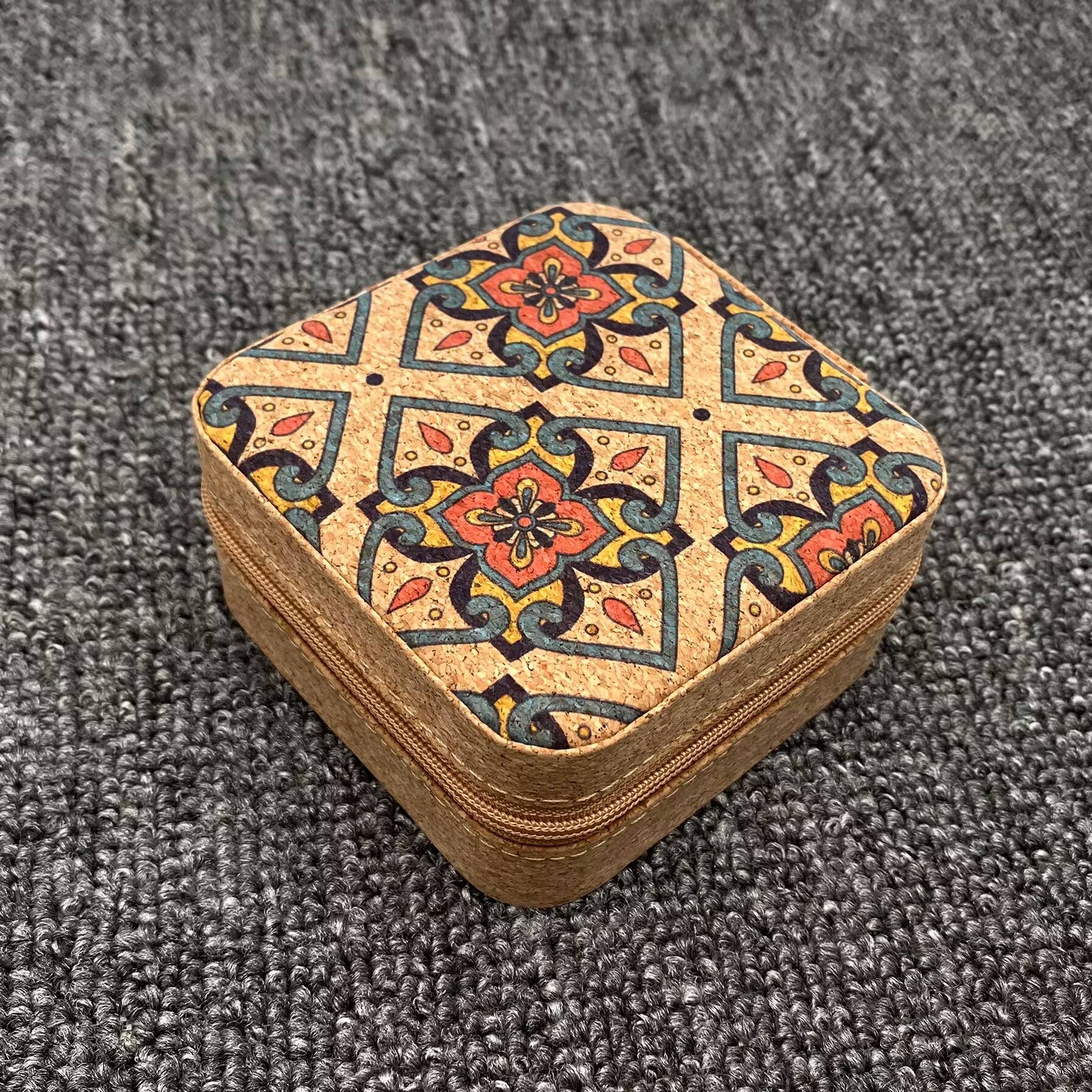 Vintage crushed wood grain PU leather jewelry storage box by Mio Queena, featuring a stylish, textured design and secure lid.