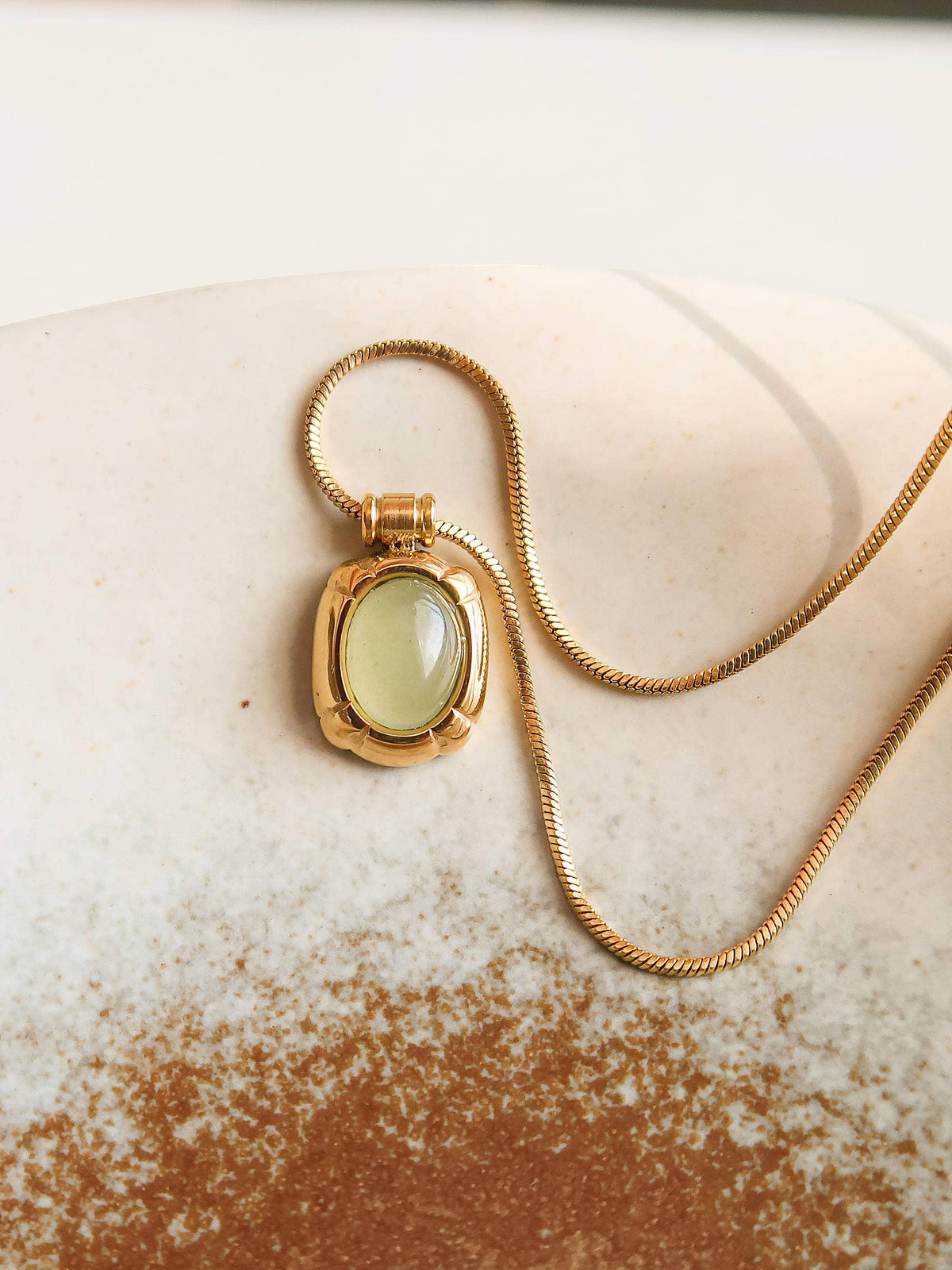 Dax 18K gold necklace with natural stone pendant, non-tarnish design, showcasing elegant jewelry craftsmanship