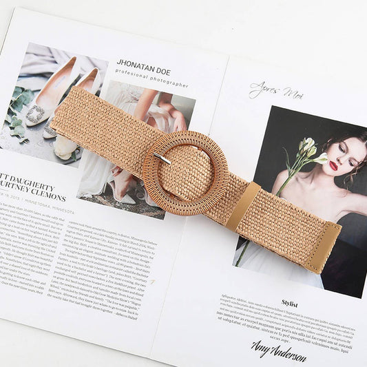 Vintage braided round buckle belt by Ninexis with leather strap and metal buckle, showcasing detailed craftsmanship and classic style.