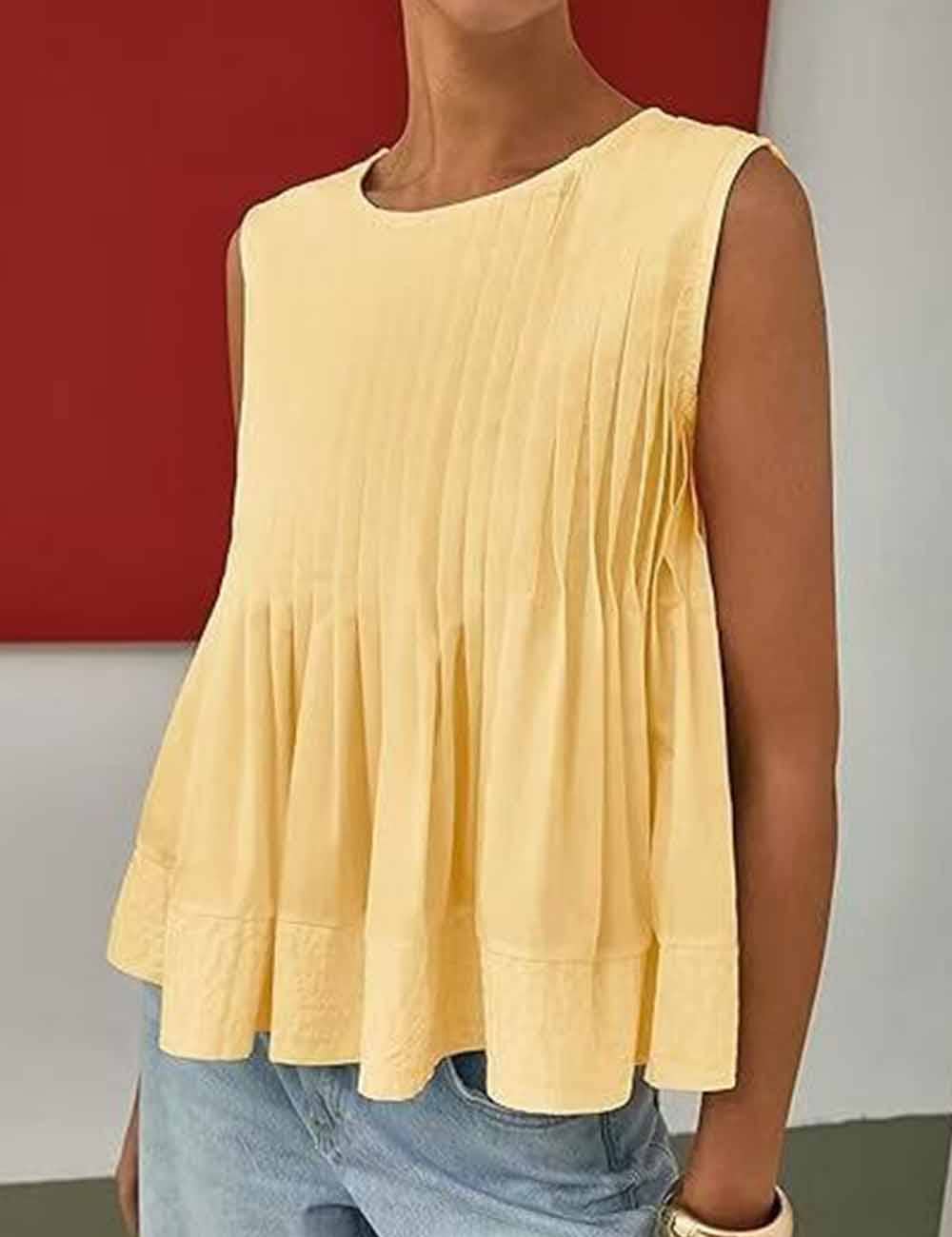 Sweetkama ladies solid color pleated sleeveless tank top with a fitted design and lightweight fabric.